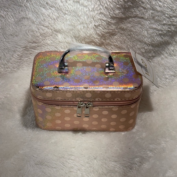 Tan and Gold Vintage Cosmetic Bag with Metal Frame - Picture 2 of 8